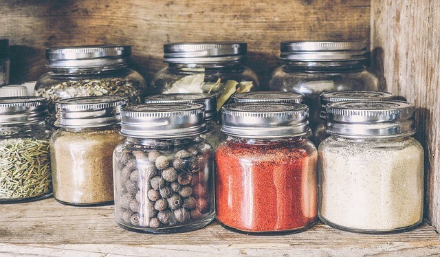 spices-2454799_640 (1) যত্রিক